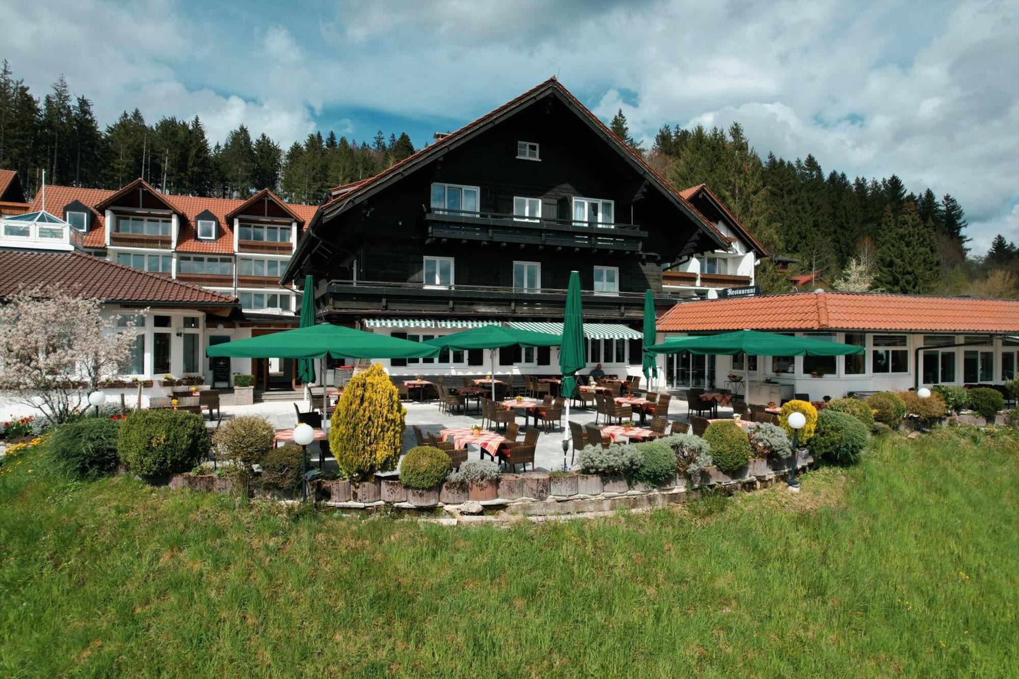 Berghotel Jaegerhof ****S Isny im Allgau Exterior photo